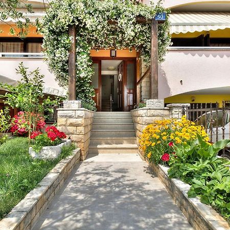 Apartment Roko อูมัค ภายนอก รูปภาพ