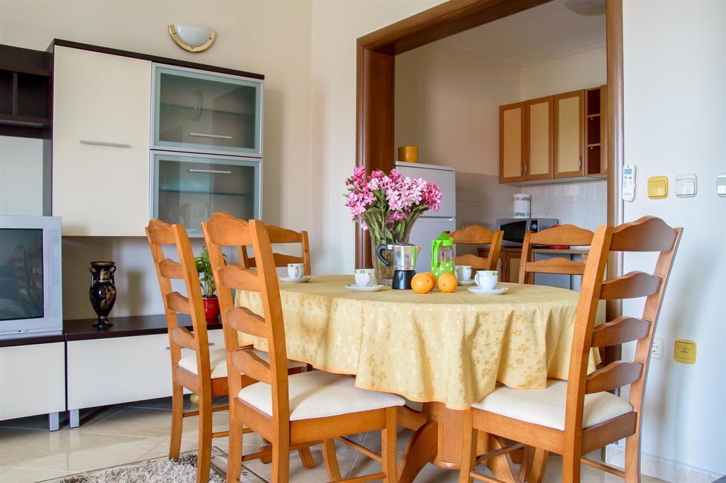 Apartment Roko อูมัค ภายนอก รูปภาพ