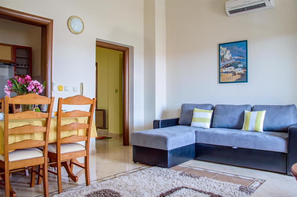 Apartment Roko อูมัค ภายนอก รูปภาพ