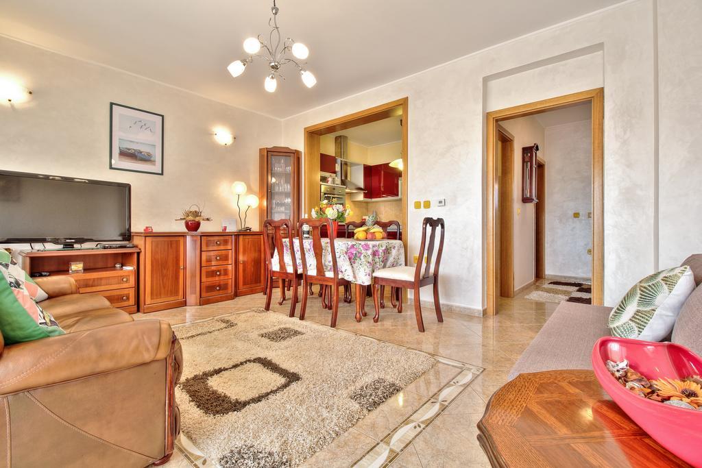 Apartment Roko อูมัค ภายนอก รูปภาพ